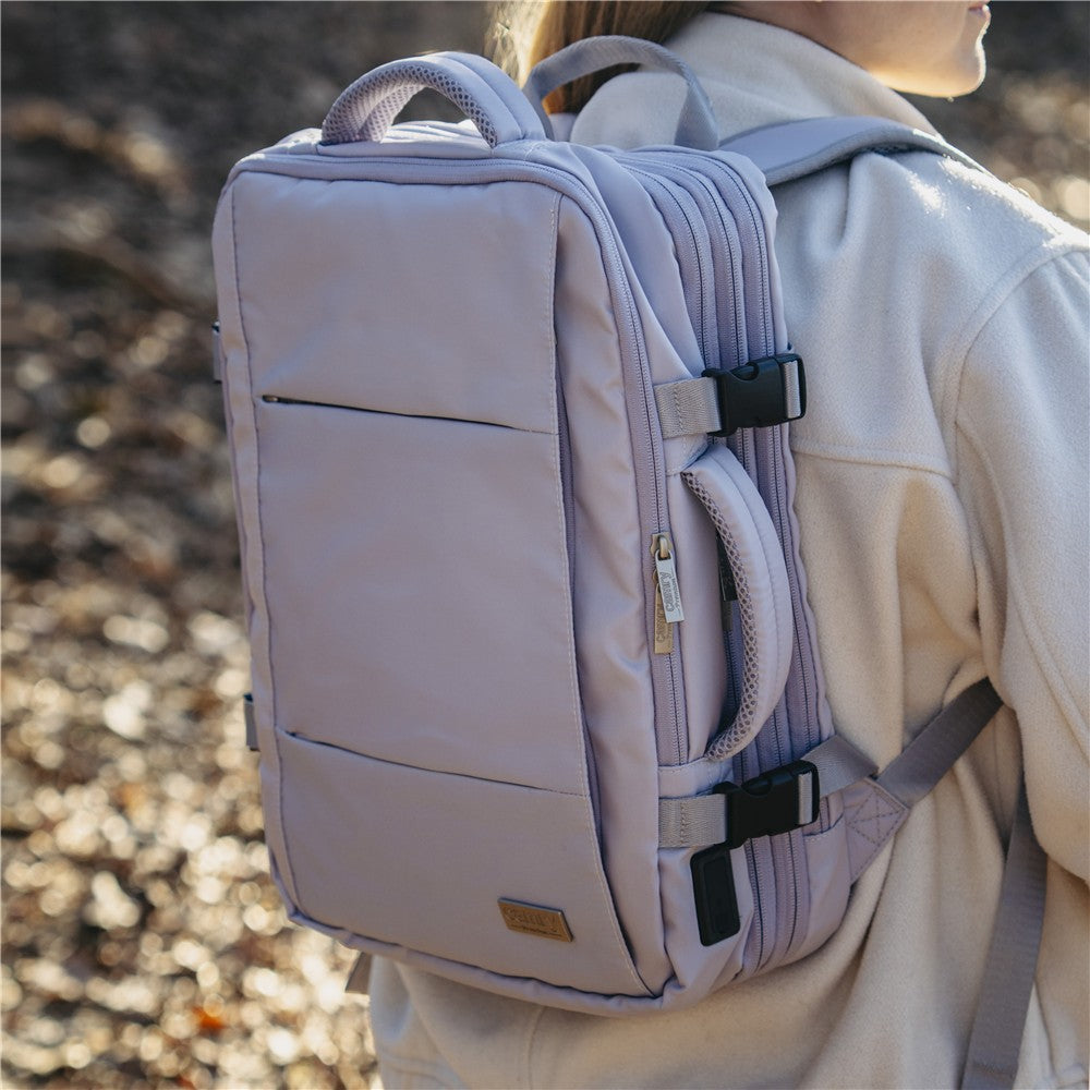Camry CR 6881lp Reiserucksack 24L erweiterbar, Handgepäck Rucksack mit Laptopfach bis 15,6 Zoll, Business Backpack mit RFID-Fach, USB-Anschluss, Trolleykompatibel helllila