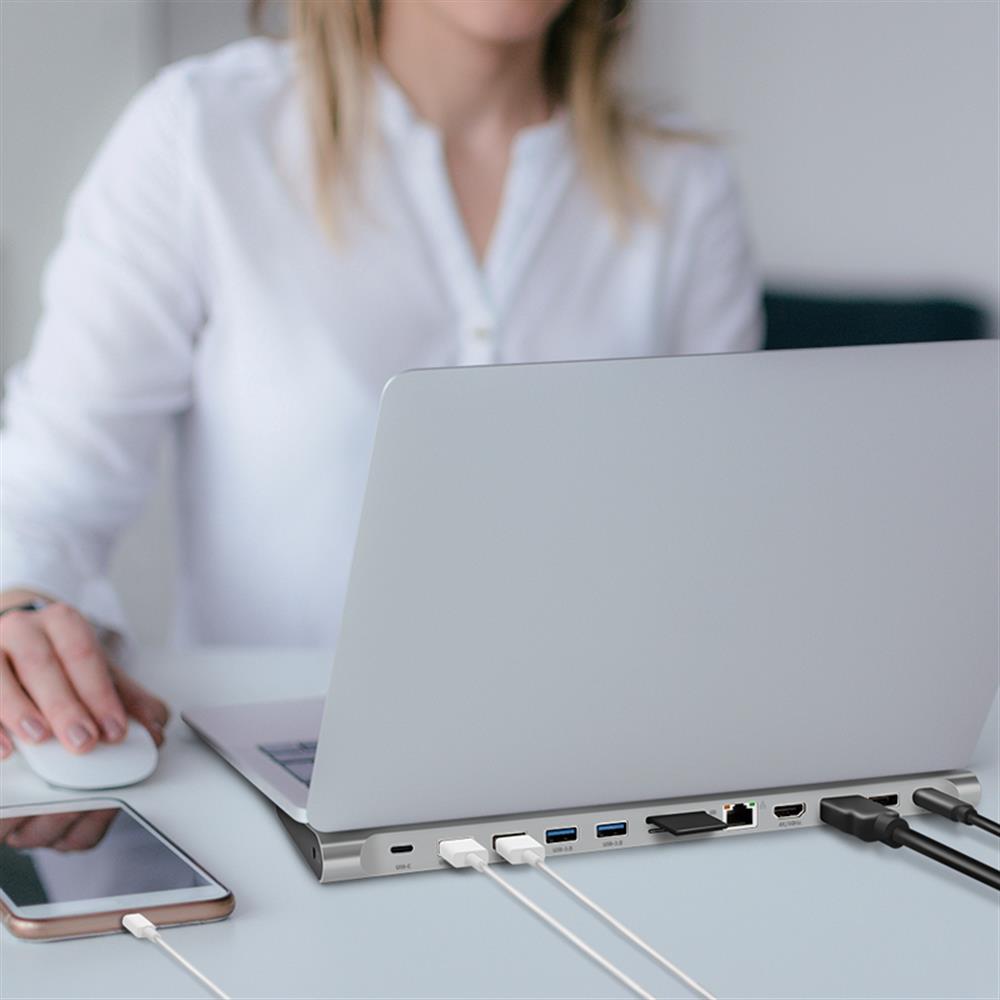 LogiLink USB 3.2 Gen2 Docking-Station – 12-Port, USB-C, PD 100 W, Silber