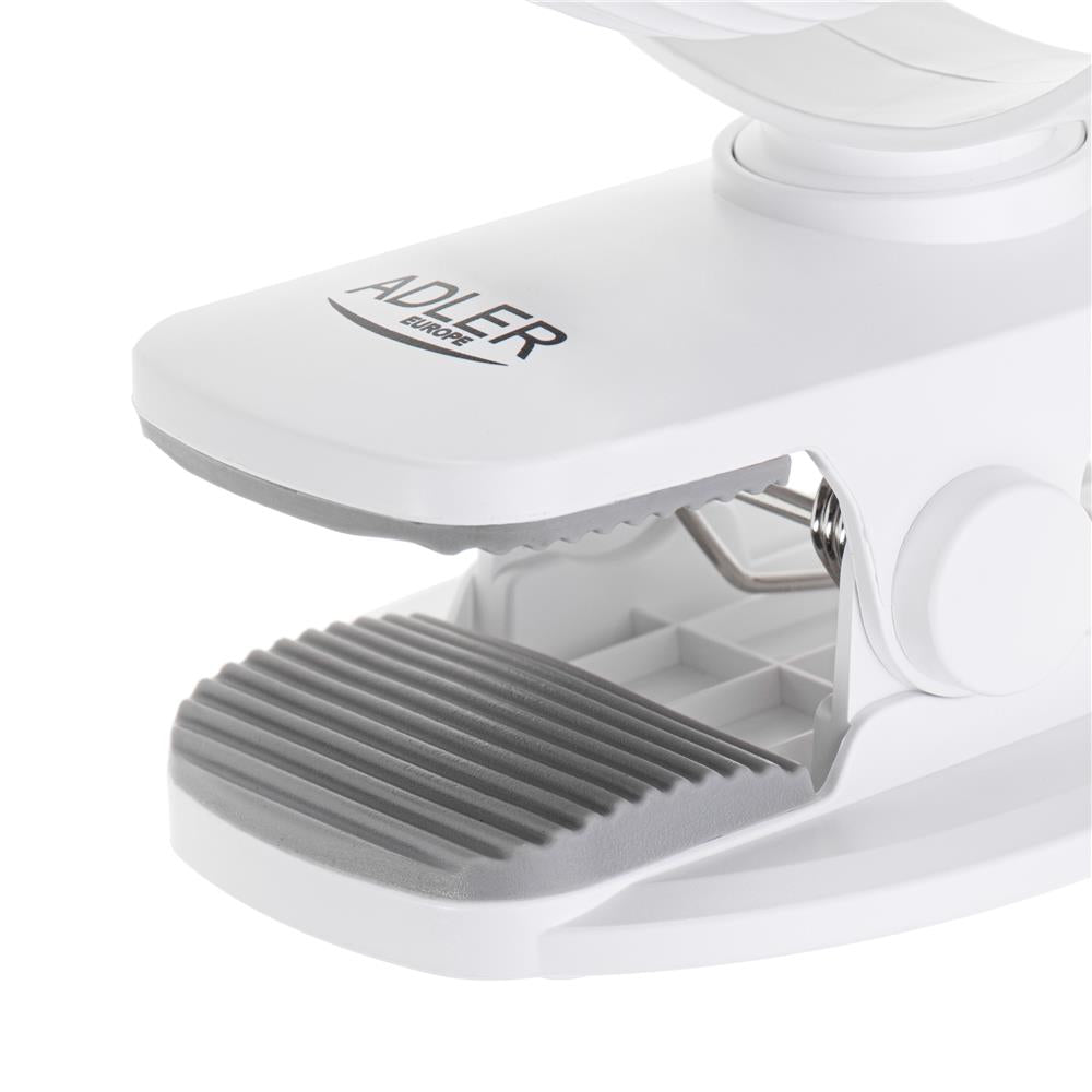 Adler AD 7335 Akku Ventilator mit LED Licht und Drehfunktion Weiß
