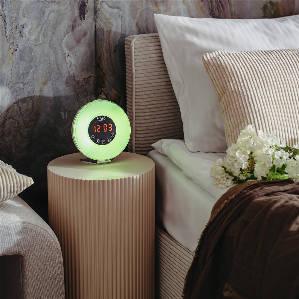 Adler AD 1916 Wake-Up Light Wecker mit Sonnenaufgangssimulation, Naturgeräuschen, FM-Radio und Farbbeleuchtung