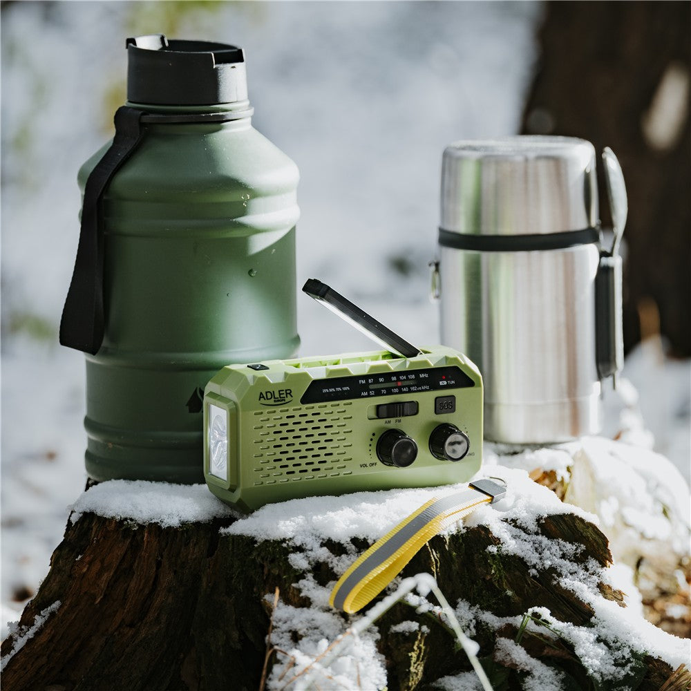 Adler AD 1197 Kurbelradio, tragbares Notfallradio mit Taschenlampe, Solar, Dynamo, Powerbank, SOS-Alarm, FM/AM Radio, Grün