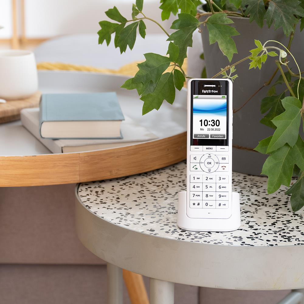 FRITZ!Fon X6 – Weißes Premium-DECT-Telefon mit großem Display & Top-Akustik