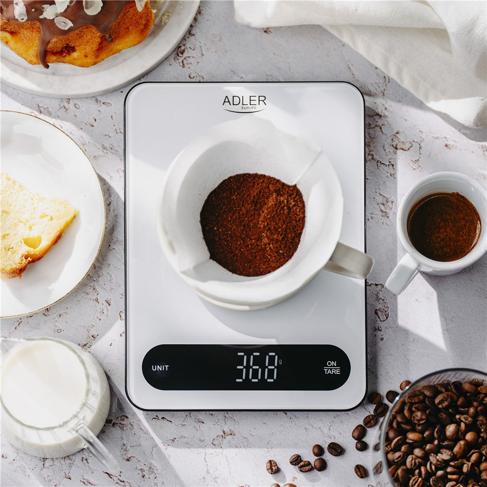 Adler AD 3177WB Küchenwaage Digital 10 kg, Elektronische Haushaltswaage mit Tara Funktion, USB-C aufladbar, Präzisionswaage zum Kochen und Backen, Glaswaage, Weiß