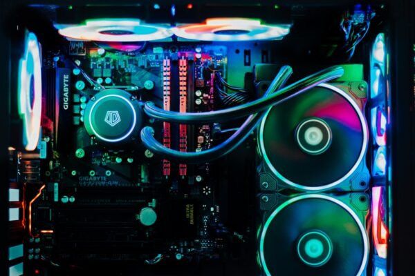 Das farbige Innere eines Computers