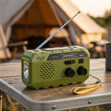 Adler AD 1197 Kurbelradio, tragbares Notfallradio mit Taschenlampe, Solar, Dynamo, Powerbank, SOS-Alarm, FM/AM Radio, Grün