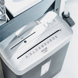 Adler AD 1037 Aktenvernichter P-4, Dokumentenschredder für Büro und Homeoffice, 6 Blatt A4, 13 L Behälter, Kreditkarten, CD/DVD, Rücklauf, Schwarz Silber