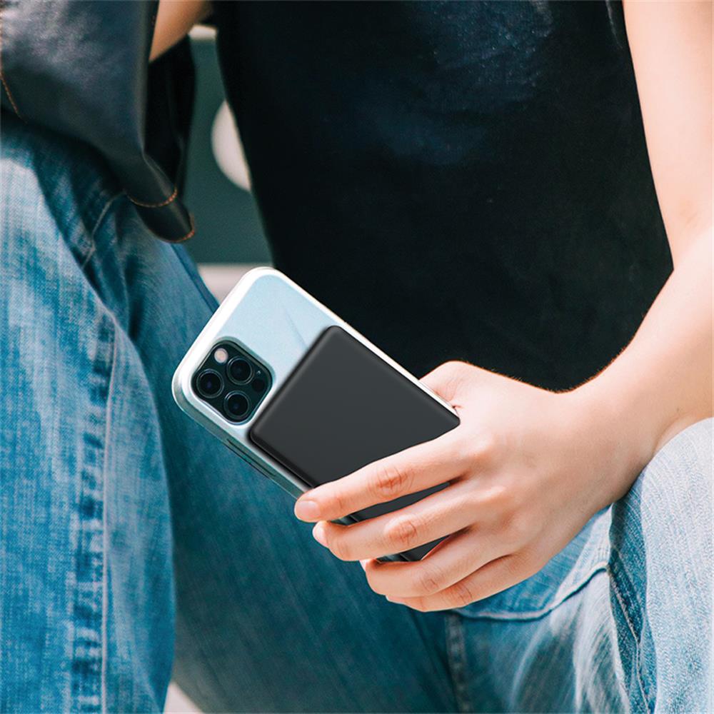 LogiLink Magnetische Powerbank 5.000 mAh, USB-C, PD 15 W, MagSafe-kompatibel, Schwarz