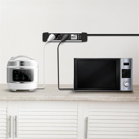 LogiLink 3-fach Steckdosenleiste mit LCD-Display für Energieverbrauch & CO2-Emission