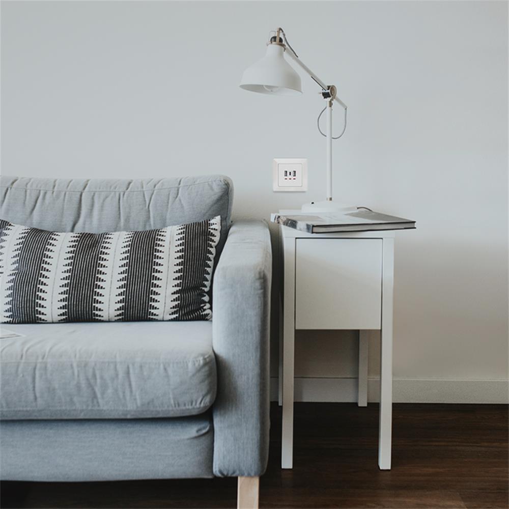 LogiLink Unterputz-Steckdose mit 2x USB-A & 1x USB-C Ladefunktion, 15 W, Weiß