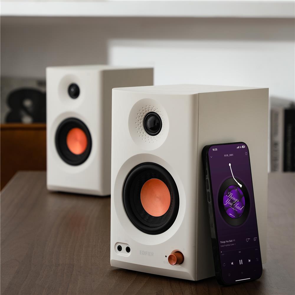 Edifier MR3 Bluetooth kompakte 2.0 Studiomonitore (36 Watt), Weiß