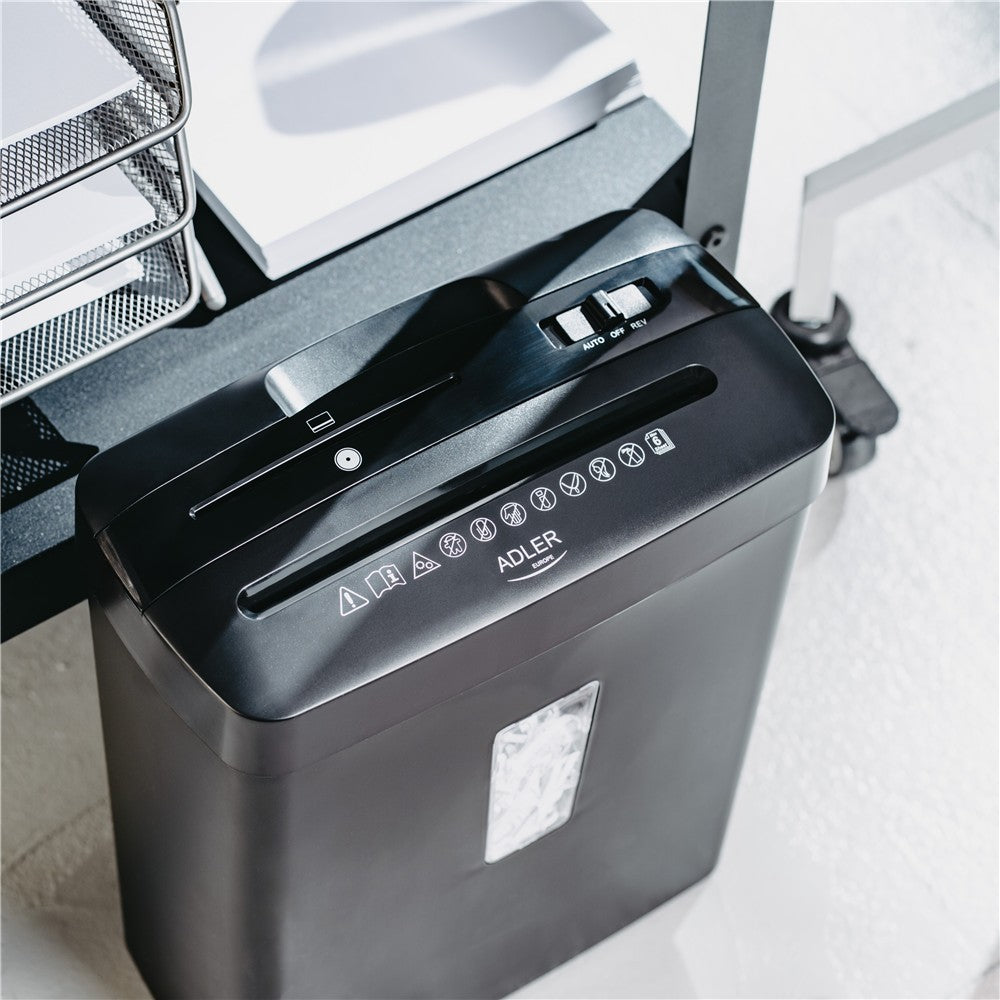 Adler AD 1037 Aktenvernichter, Papiervernichter P-4 für 6 Blatt A4, Schredder für Dokumente, CDs, DVDs und Kreditkarten, 13 l, schwarz