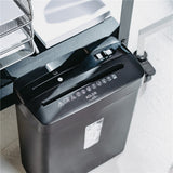 Adler AD 1037 Aktenvernichter, Papiervernichter P-4 für 6 Blatt A4, Schredder für Dokumente, CDs, DVDs und Kreditkarten, 13 l, schwarz