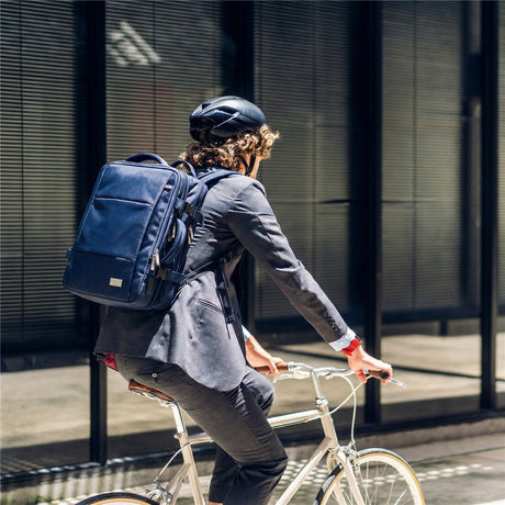 Camry CR 6881nb Business Rucksack 24 L erweiterbar, Handgepäck Rucksack 40x20x30 cm, Laptoprucksack bis 15,6 Zoll, RFID, USB, YKK-Reißverschlüsse, wasserabweisend