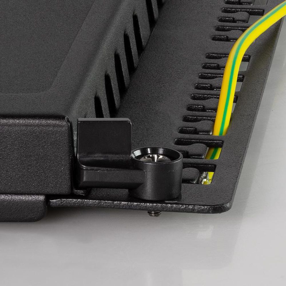 LogiLink Cat.6A Patchpanel 24 Ports – Geschirmt, 19" Einbau, 0,5 HE, Schwarz