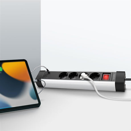 LogiLink Steckdosenleiste 4-fach mit USB-A & USB-C Schnellladefunktion, 1,5 m Kabel